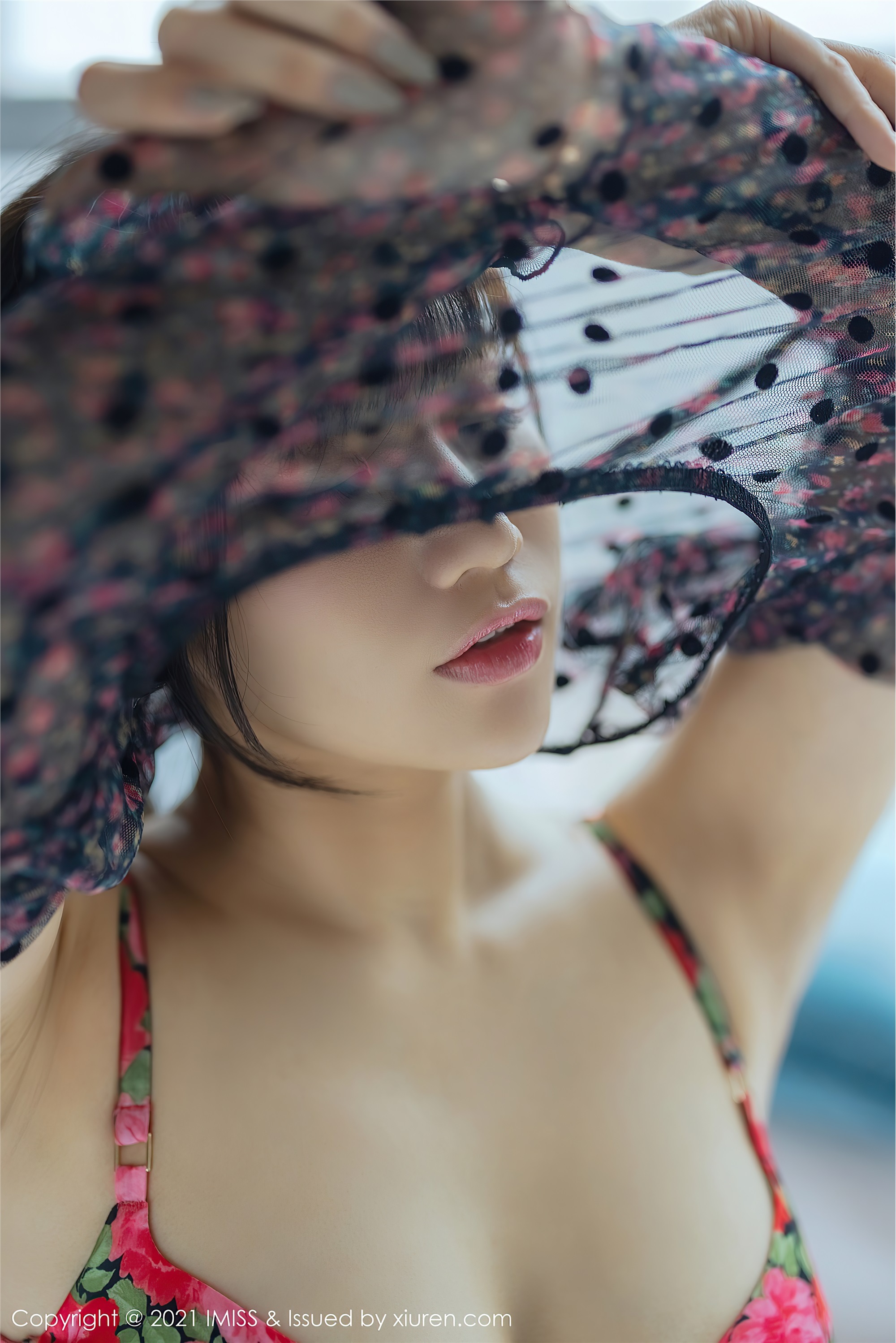 IMiss爱蜜社 2021.04.09 Vol.574 小狐狸Kathryn